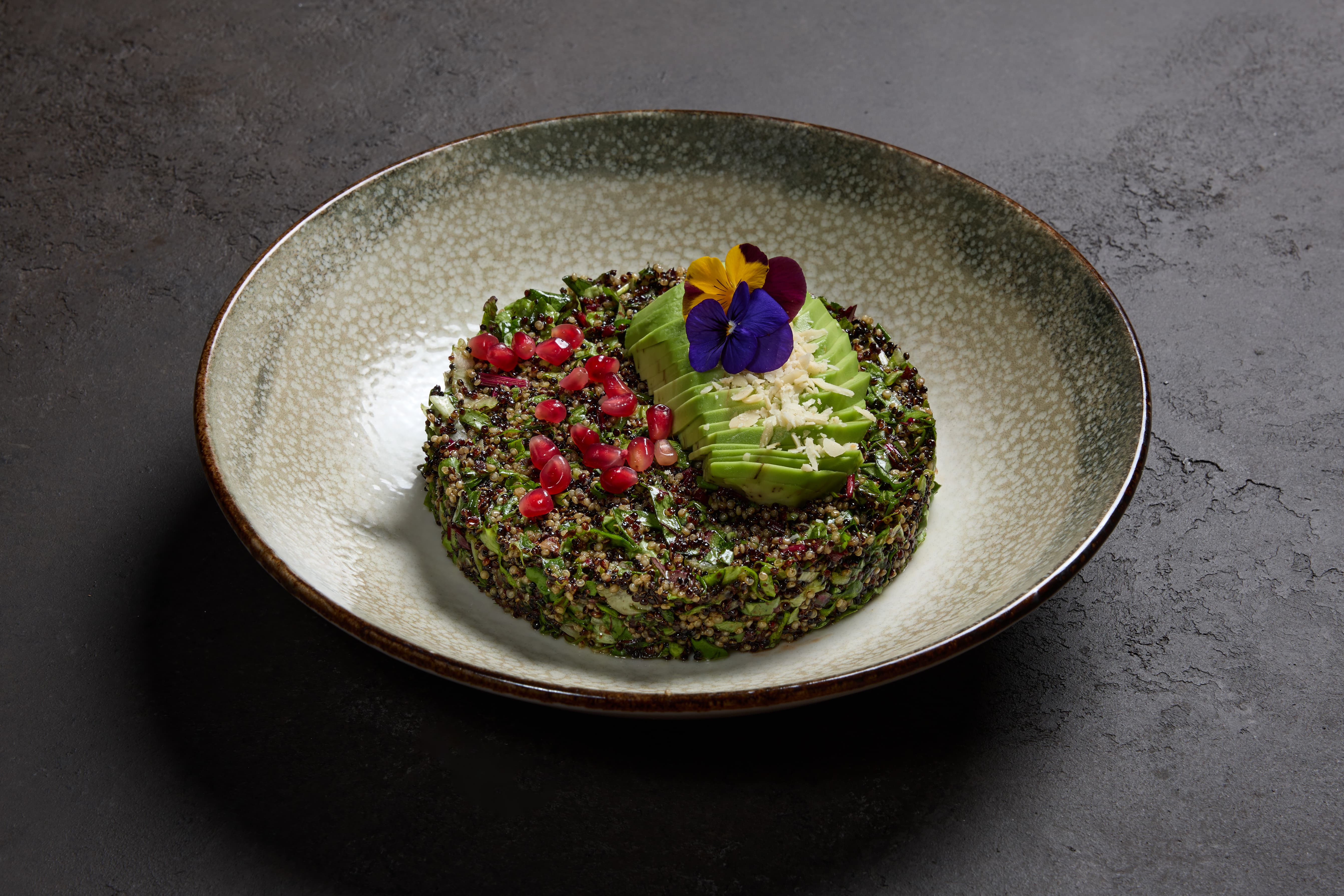 Avokadolu Kinoa Salatası 280 gr