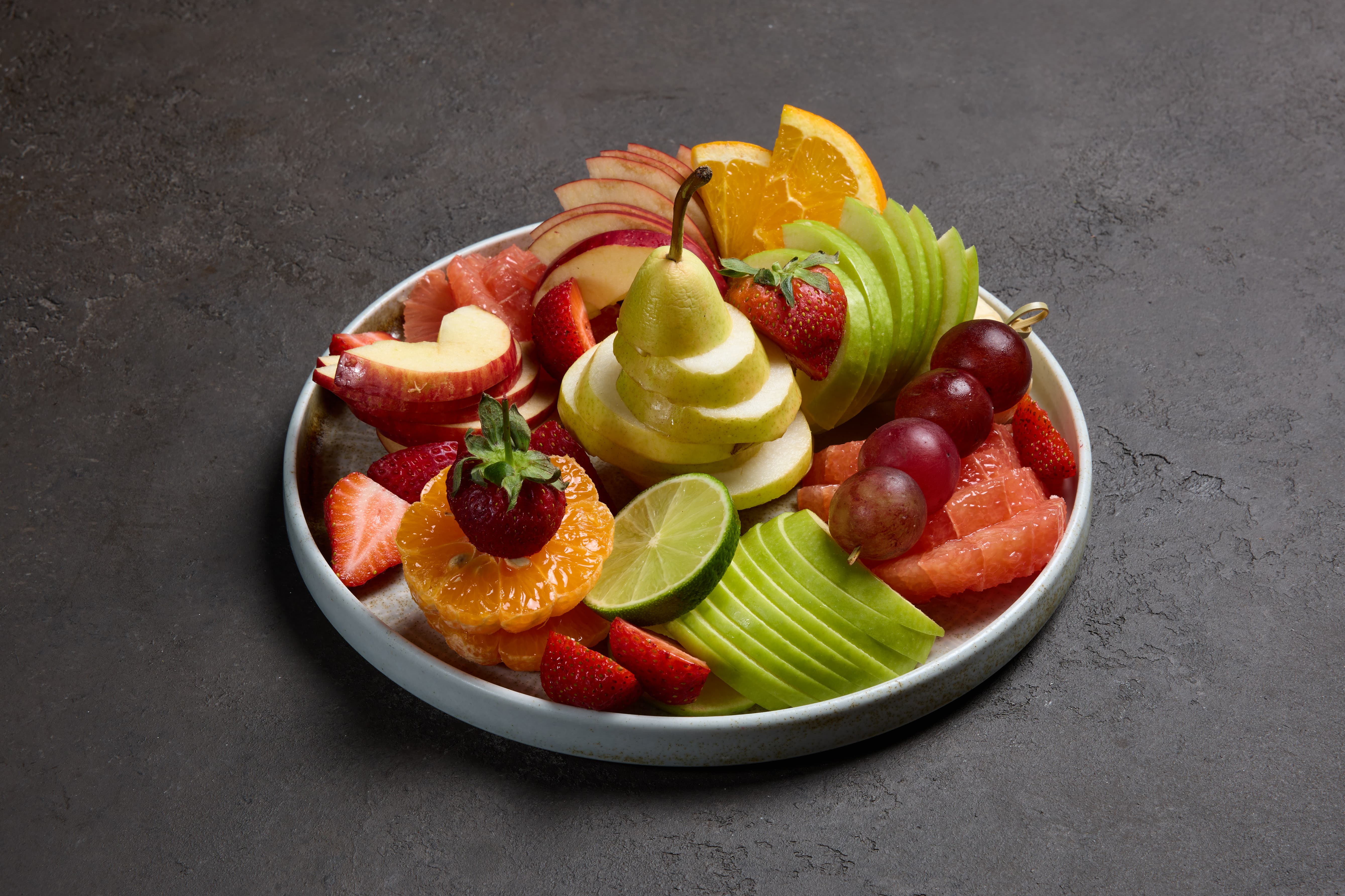 Mevsim Meyveleri Tabağı