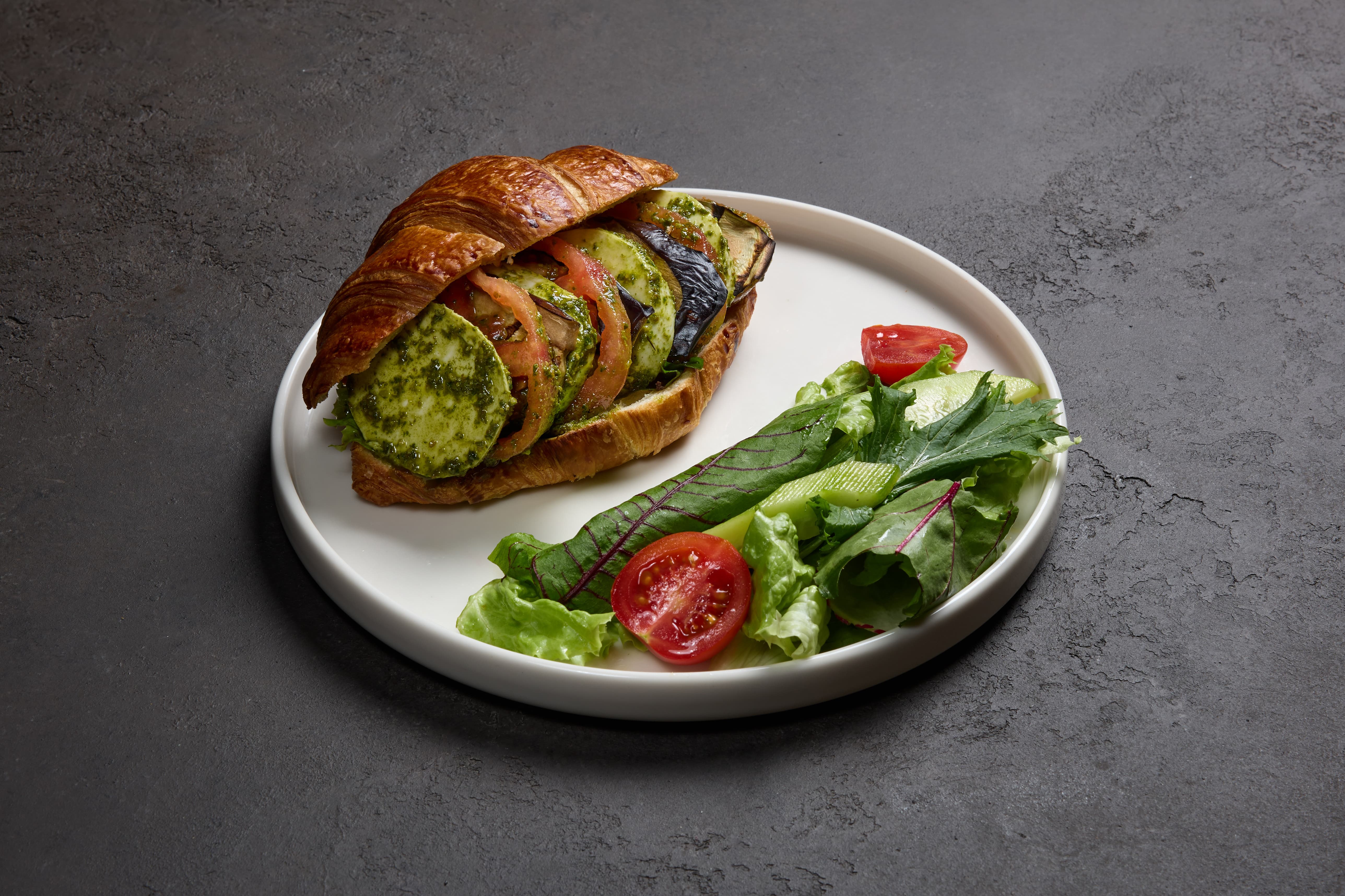 Taze Buffalo Mozarella Kruvasan